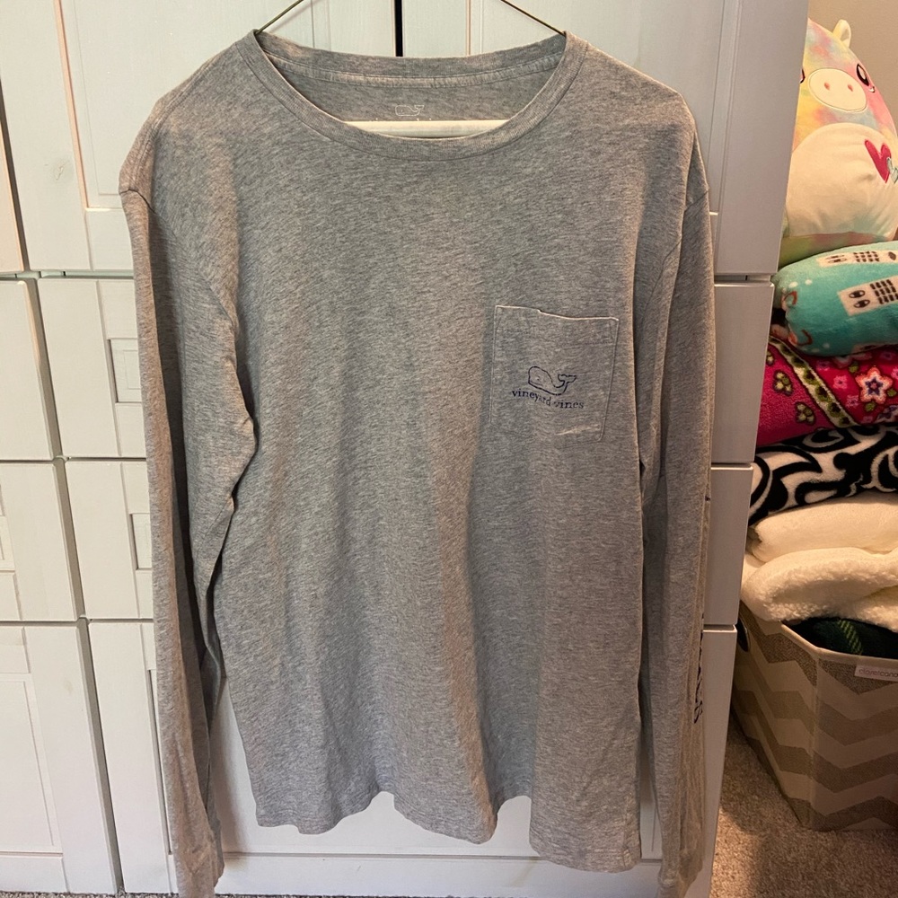 long sleeve vineyard vines tshirt